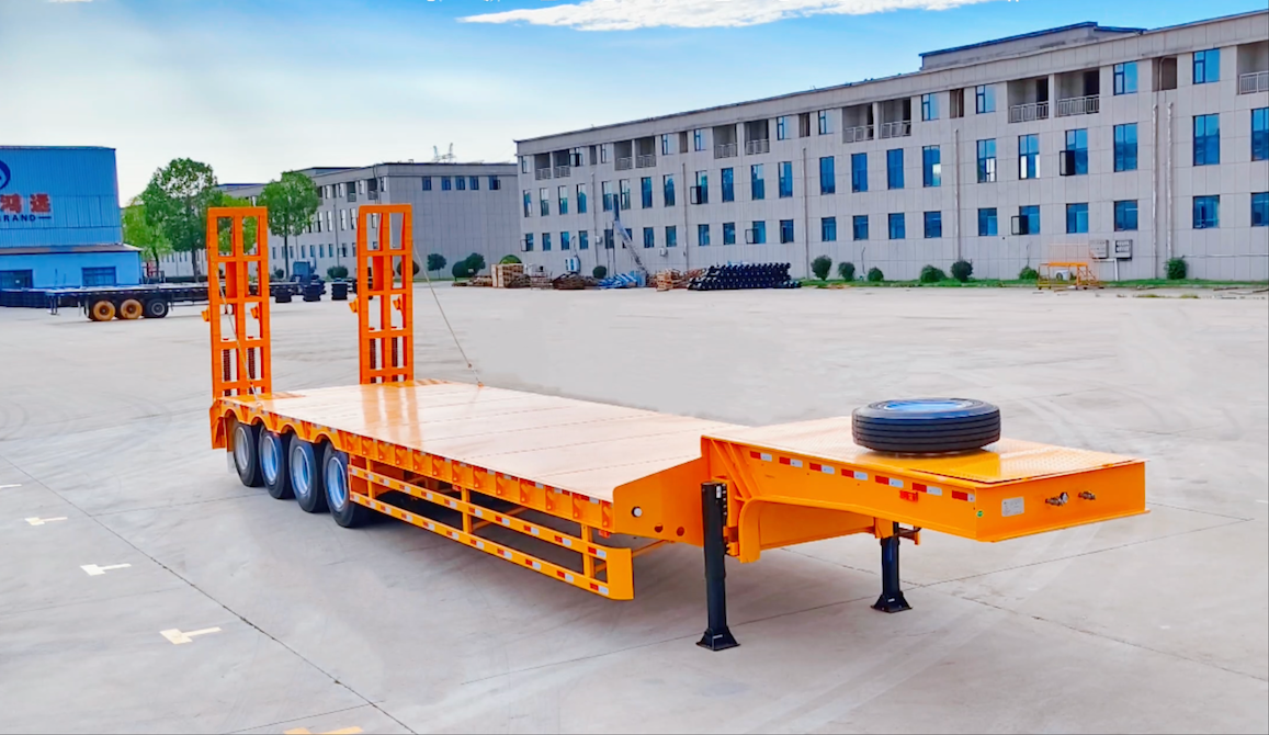 Semirremolque de plataforma baja de 4 ejes de exportación, finamente tallado y elaborado ingeniosamente, la artesanía es digna de confianza; ¡Estrictamente seleccionado y finamente elaborado, vendido a mercados extranjeros!