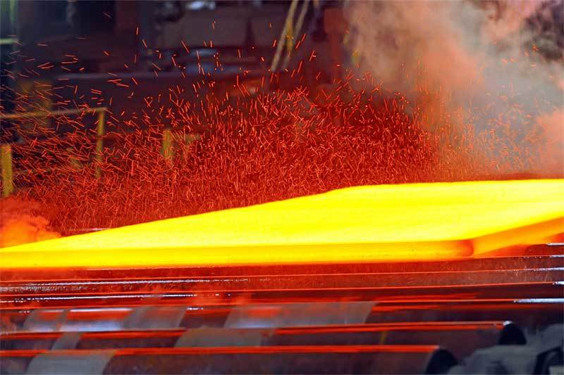How many degrees of high temperature is required for steel plate manufacturing