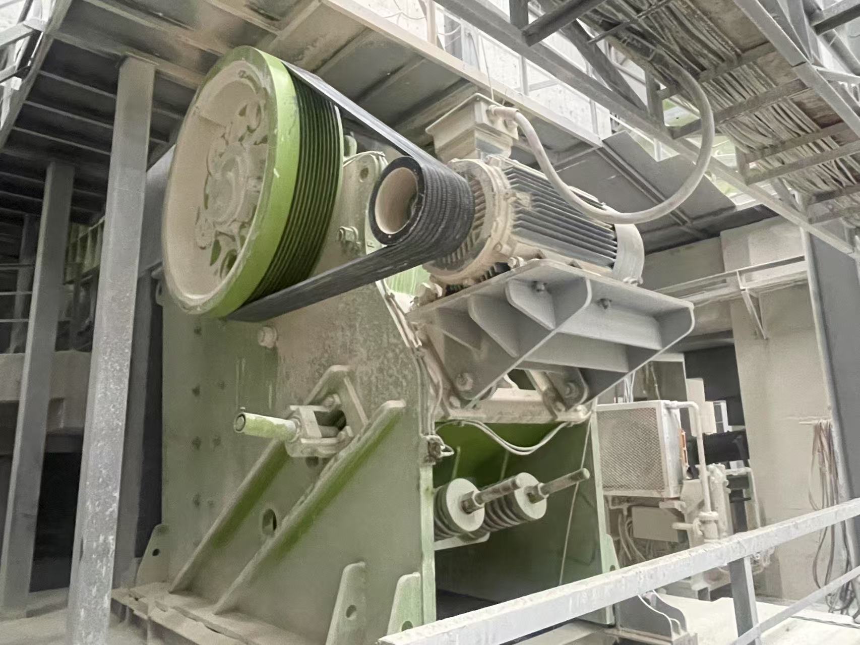Characteristics of E-type crusher