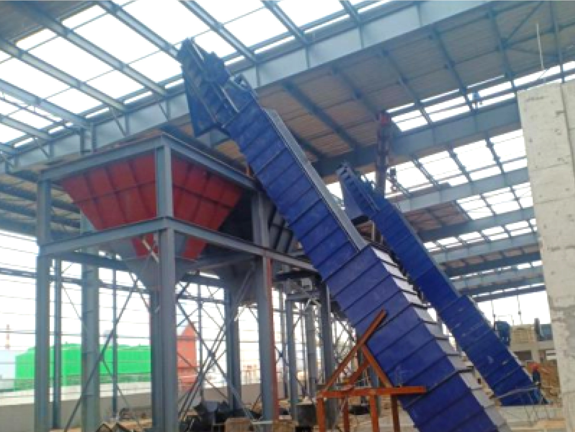 Dewatering Bucket Elevator