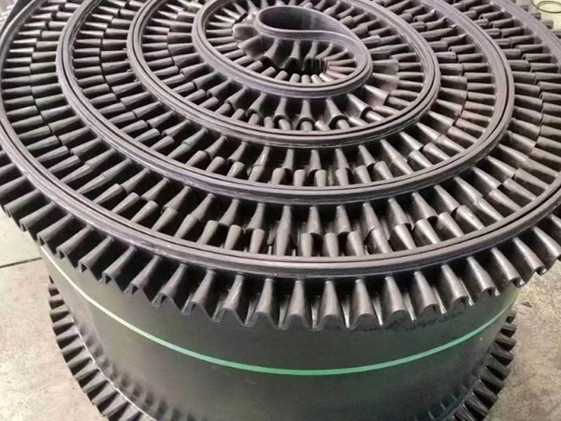 Edge conveyor belt Nylon ring edge conveyor belt Wavy large angle conveyor belt Skirt conveyor belt