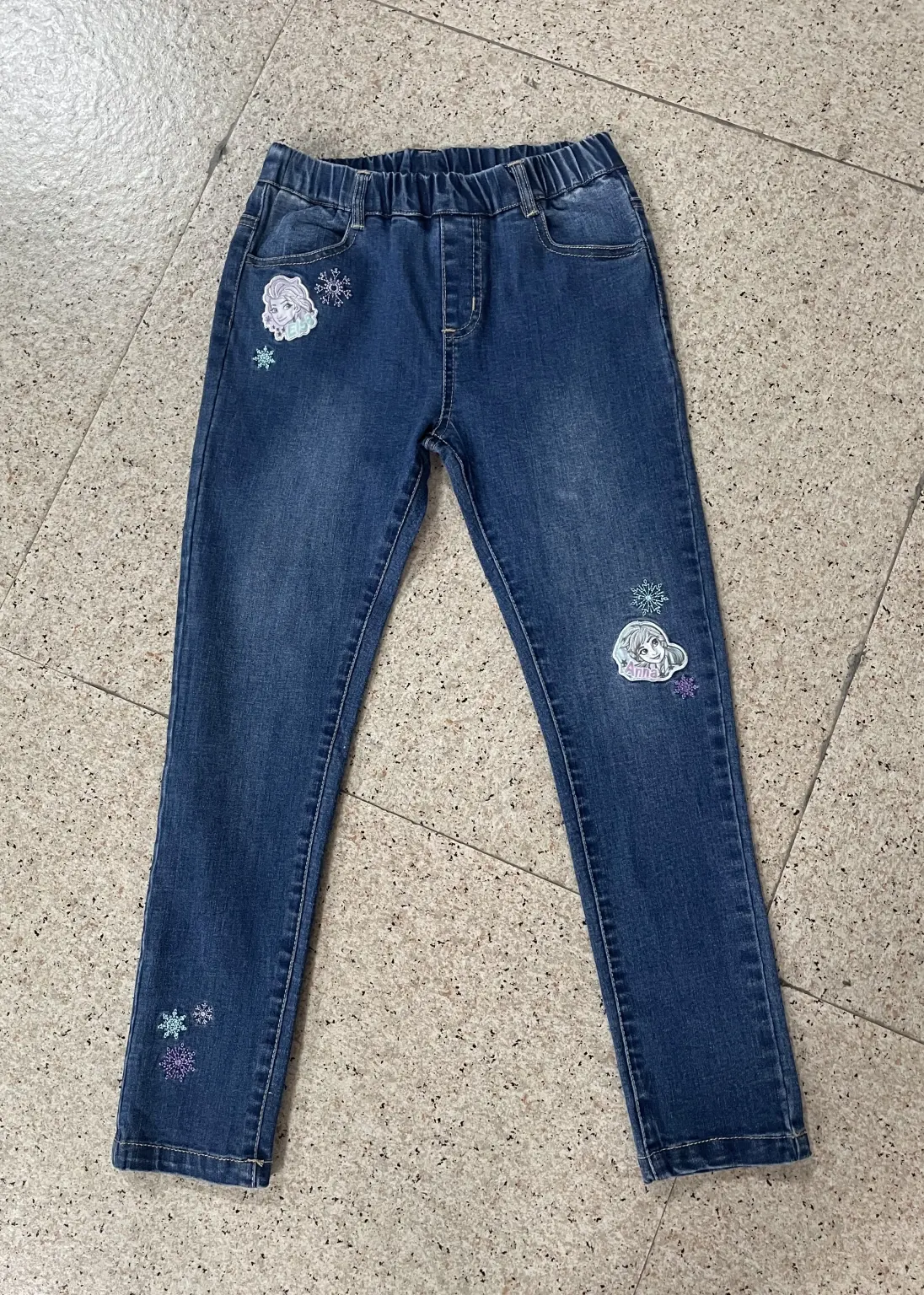Girl's jeans