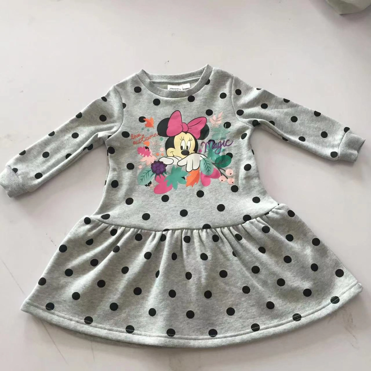 Girl's knitted dress