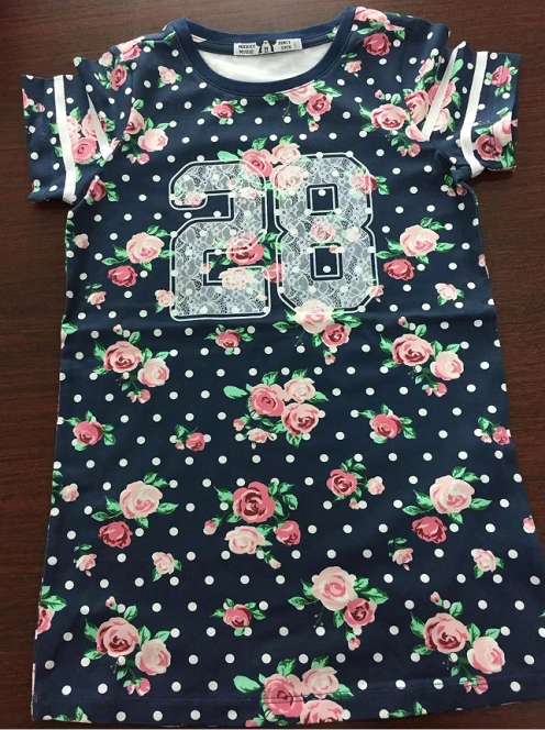 Girl's knitted dress