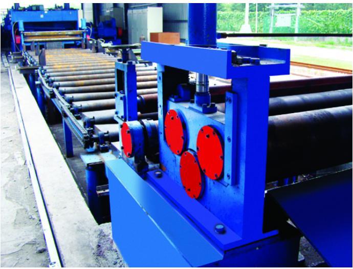 Stainless steel coil uncoiling-leveling-shearing-stacking line