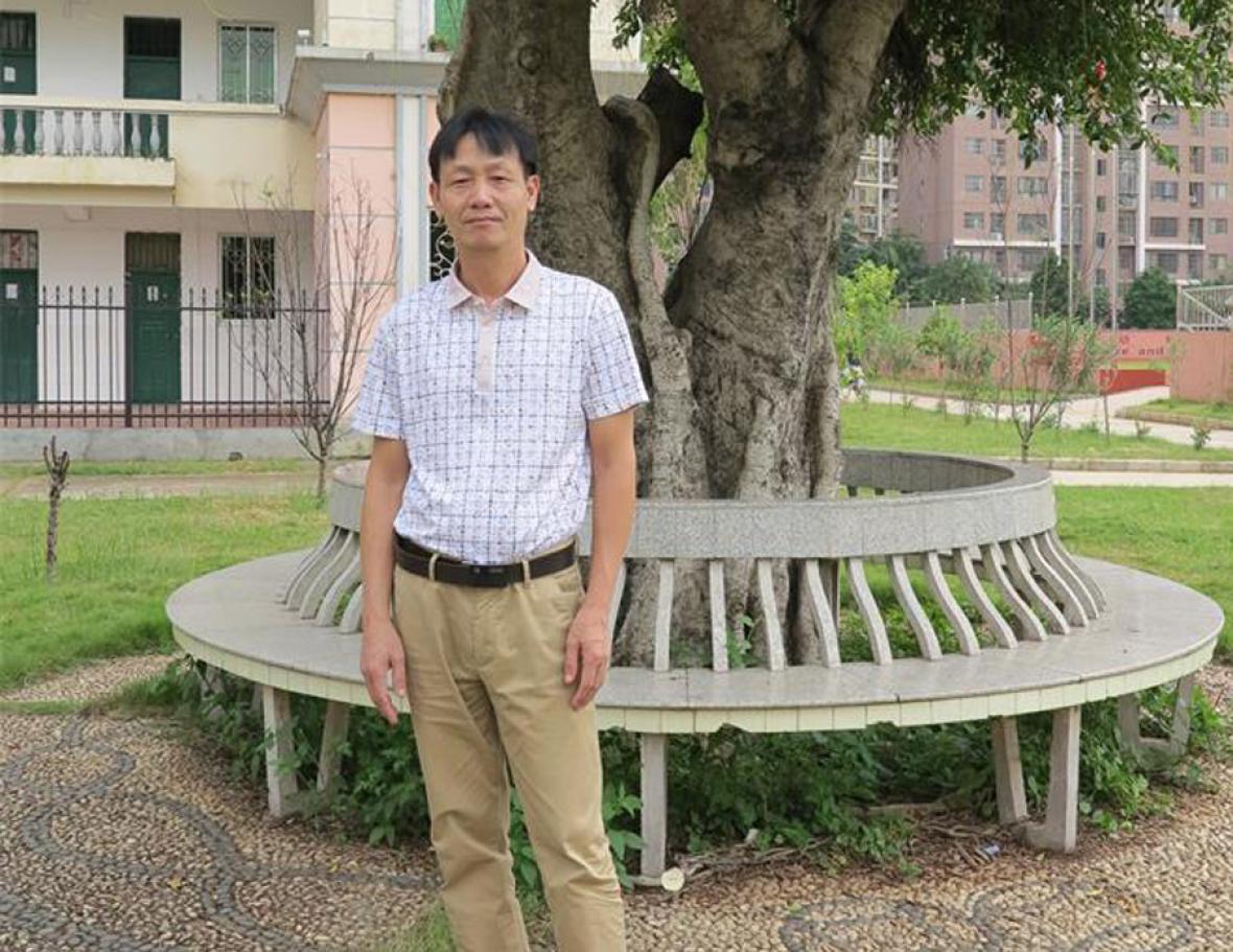 李维屏