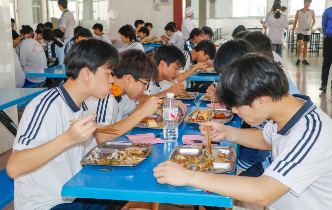 美食品鑒會
