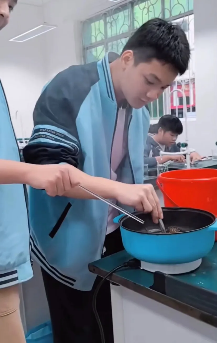 生物組手工書簽