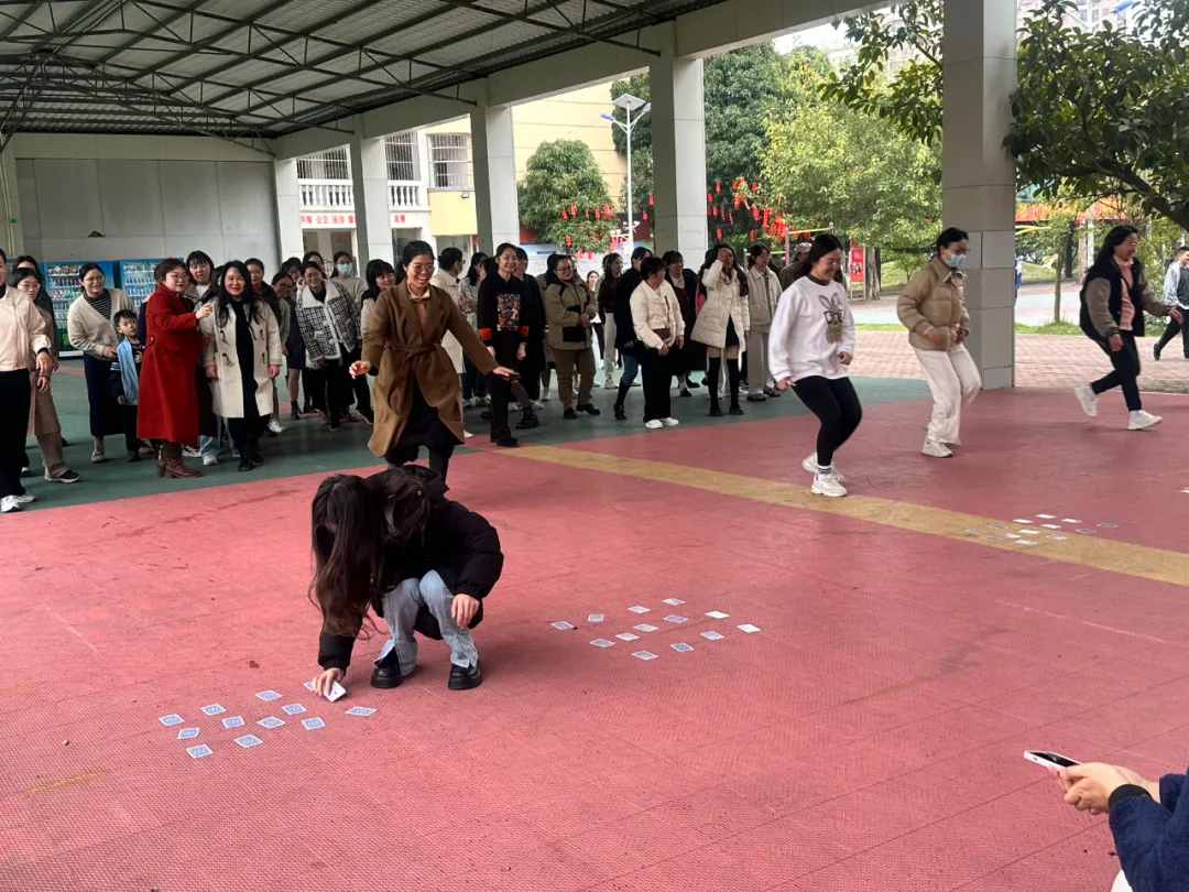 教師風(fēng)采
