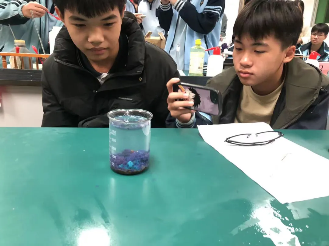 化學組趣味實驗展示