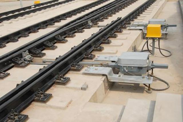 電動(dòng)轉(zhuǎn)轍機(jī)Electric Switch Machine