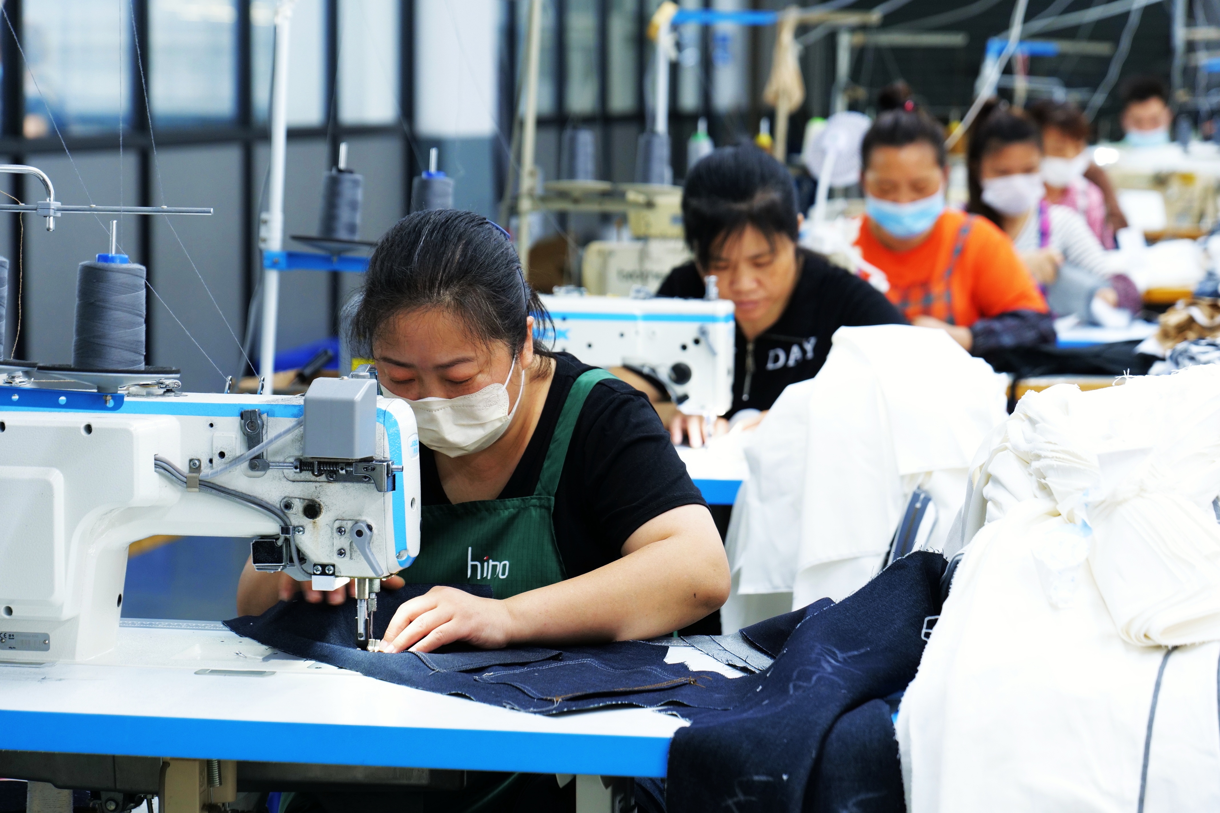 低成本、小批量订单 低成本、小批量订单