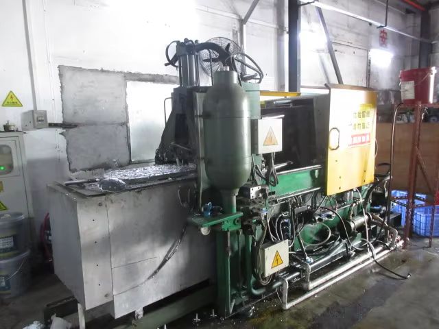 Zinc Alloy Die-Casting Machine