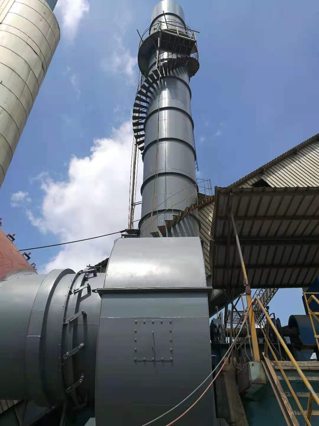 Anti-corrosion project case-Chimney anti-corrosion project of Guangxi Liuzhou Zhengling Luzhai Cement Company