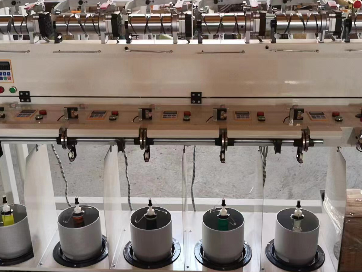 Products->Glass fiber yarn twisting machine