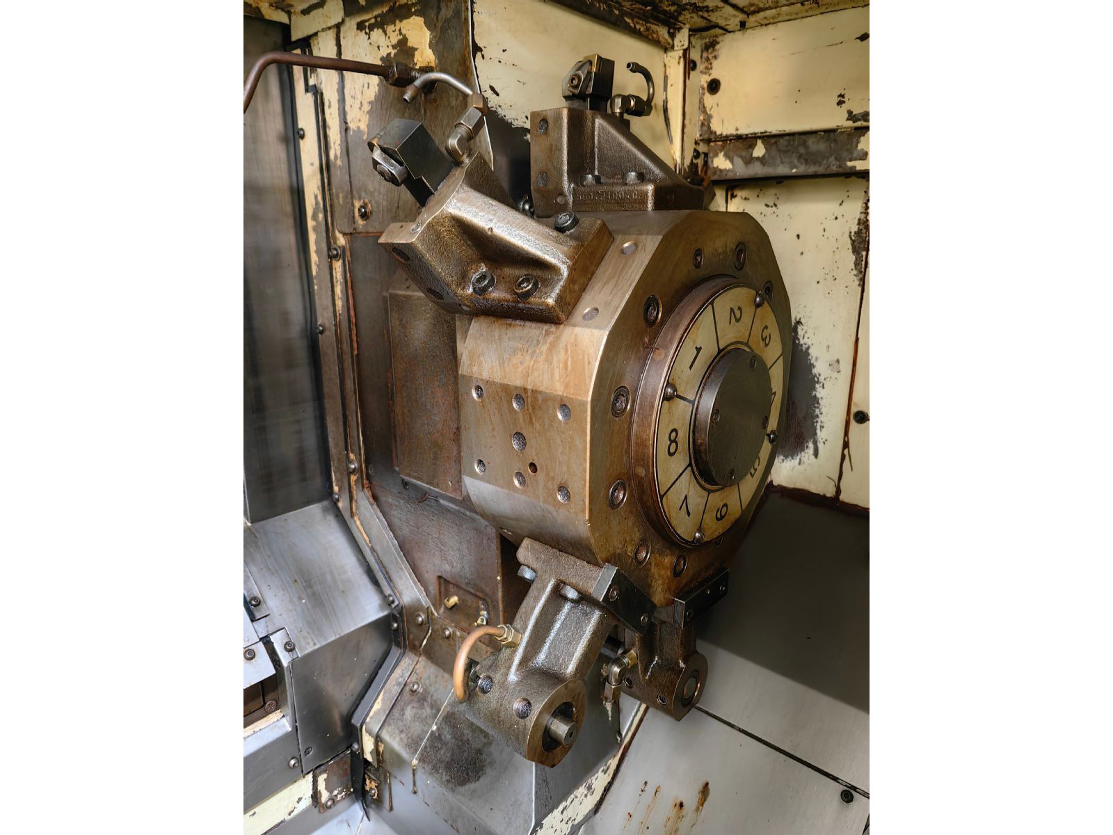 Dual-axis CNC lathe