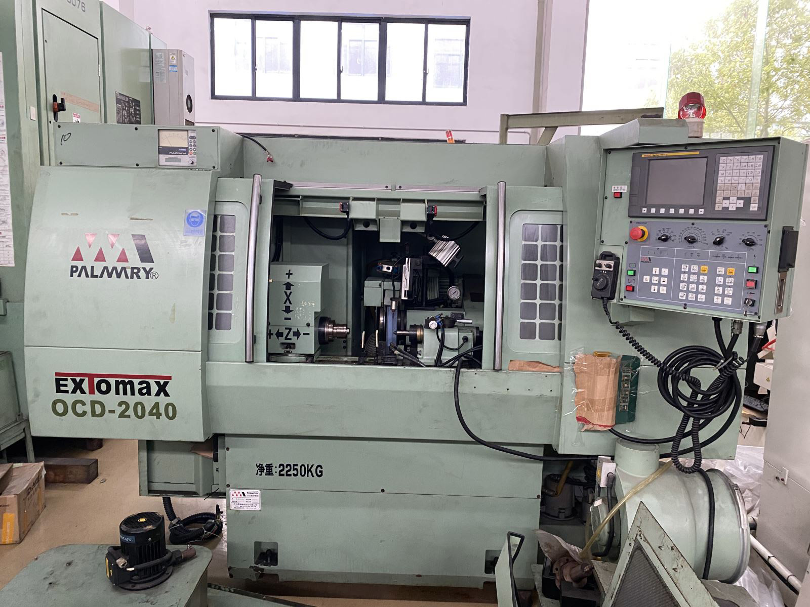 CNC cylindrical grinder