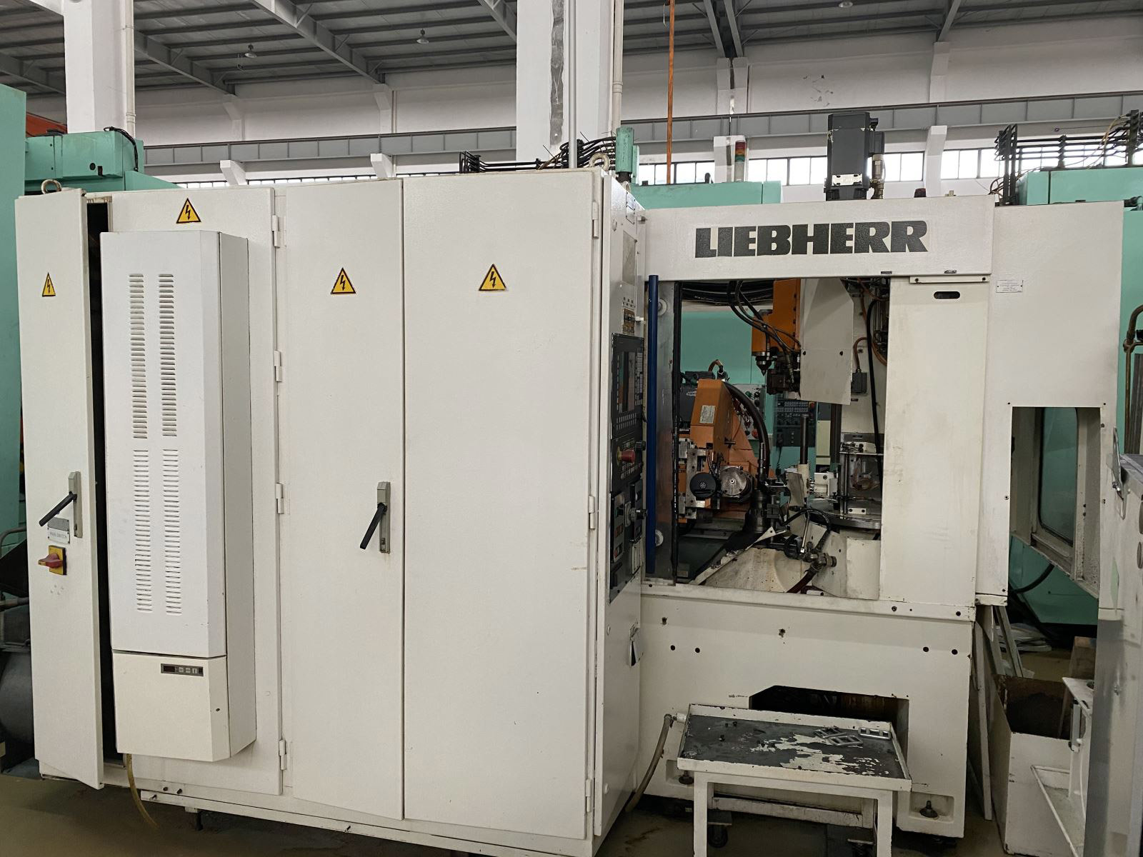 Liebherr CNC hobbing machine