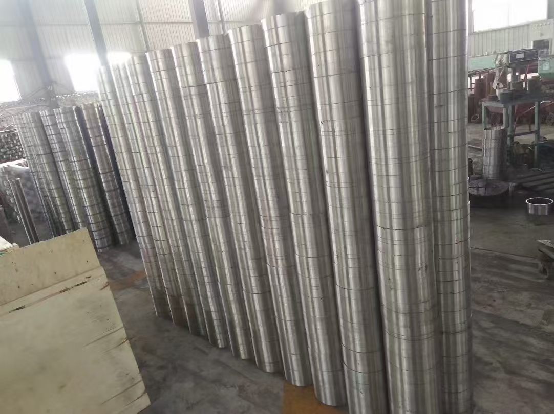 Industrial Silk Road helps pipeline equipment go to sea