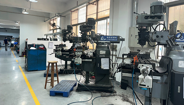‌Precision CNC Machining Technology