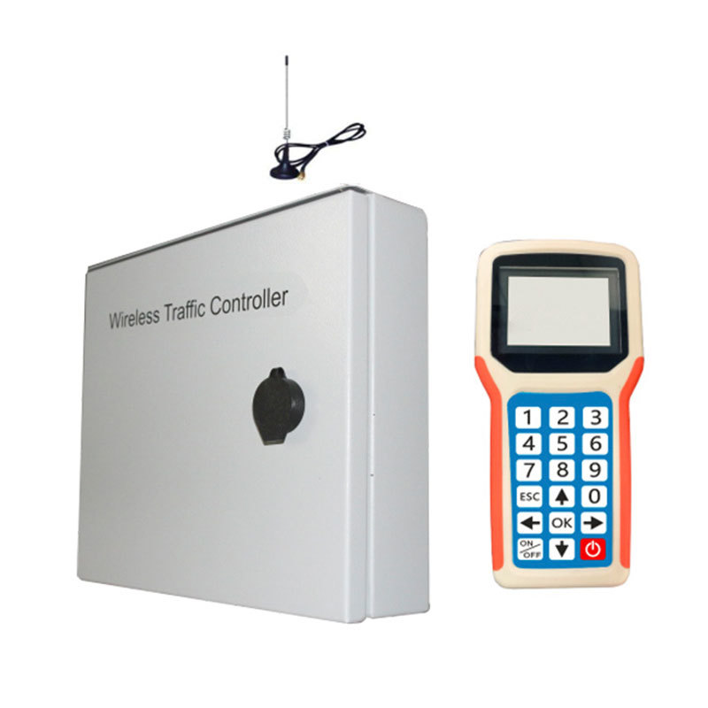 Solar Wireless Traffic Light Controller