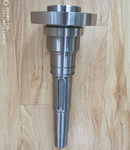 05900514 Clutch Flange Shaft, Road Milling Machine Recycling Slipform Parts, Paver Parts, Milling Machine Parts, Roller Parts