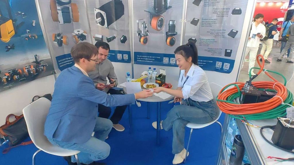 亿控智能参加俄罗斯物流展会圆满收官！