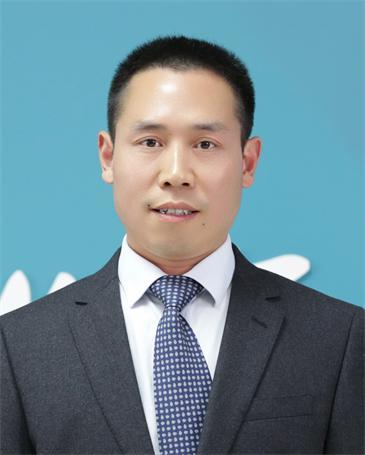 常務(wù)副會(huì)長(zhǎng) 黃興平