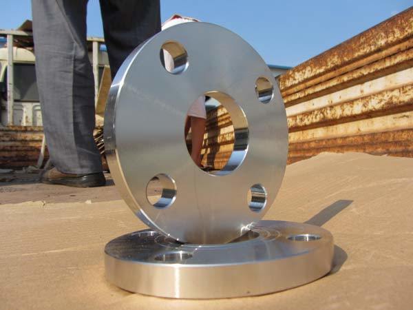 A Comprehensive Overview of High Neck Flanges in Construction and Decorative Materials