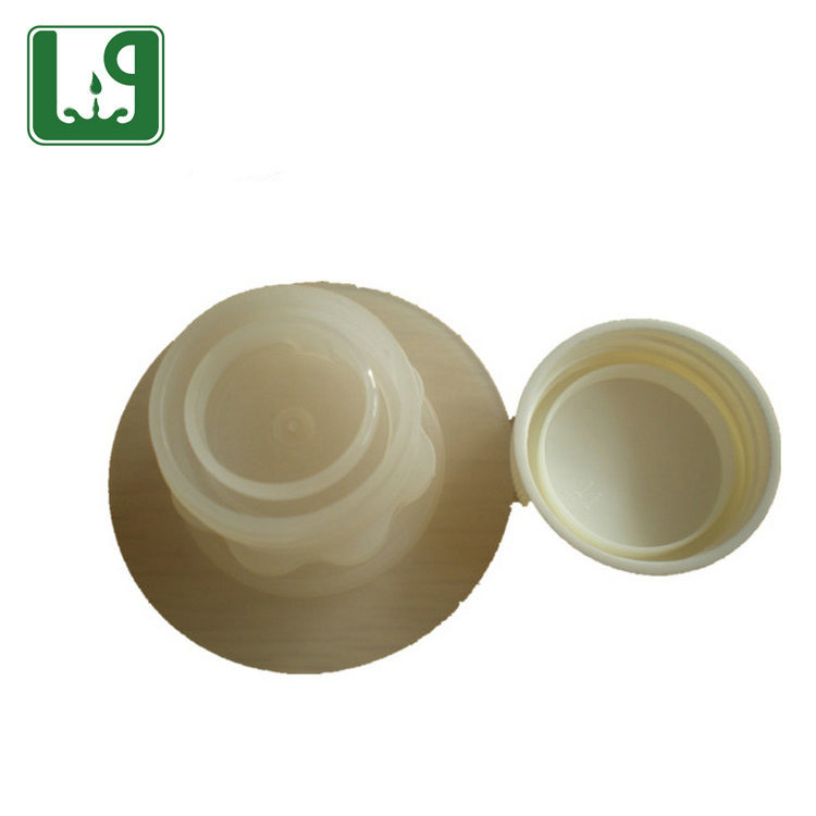 Two parts flat spout and pull ring for soft bag