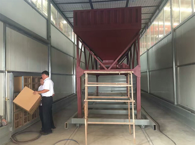  热烈祝贺鑫宇公司全封闭喷漆房筹建竣工
