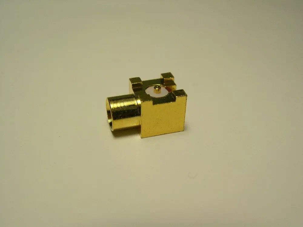 RF Connector MCX female R/A surface mount 11-P225-1T