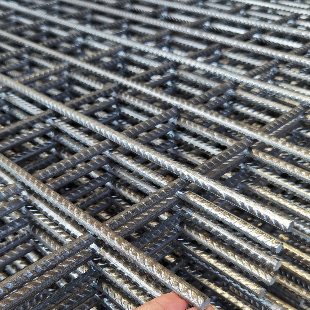 Welded reinforcing mesh