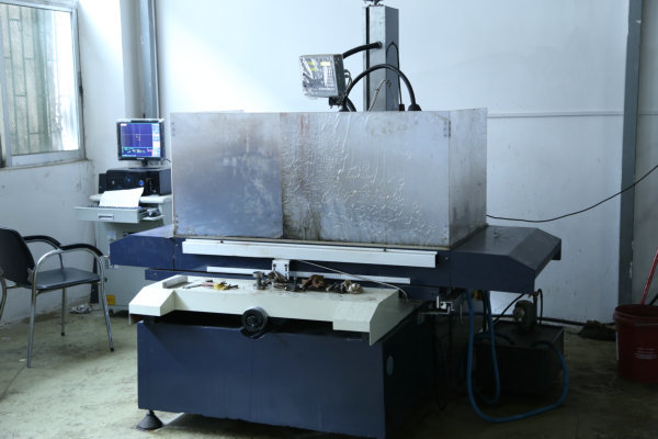 Wire cutting processing area
