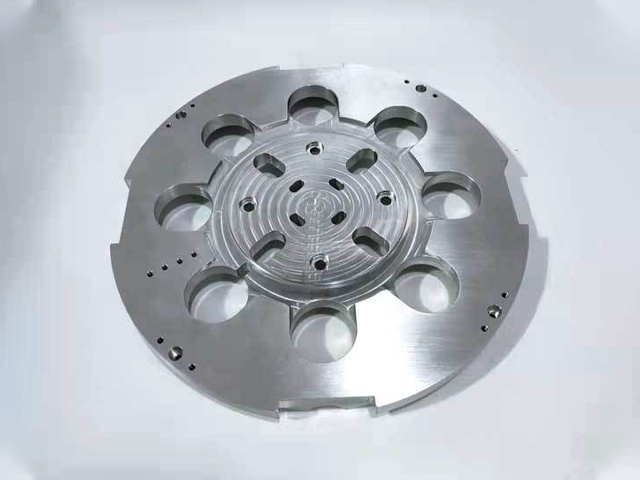 炭素鋼製品