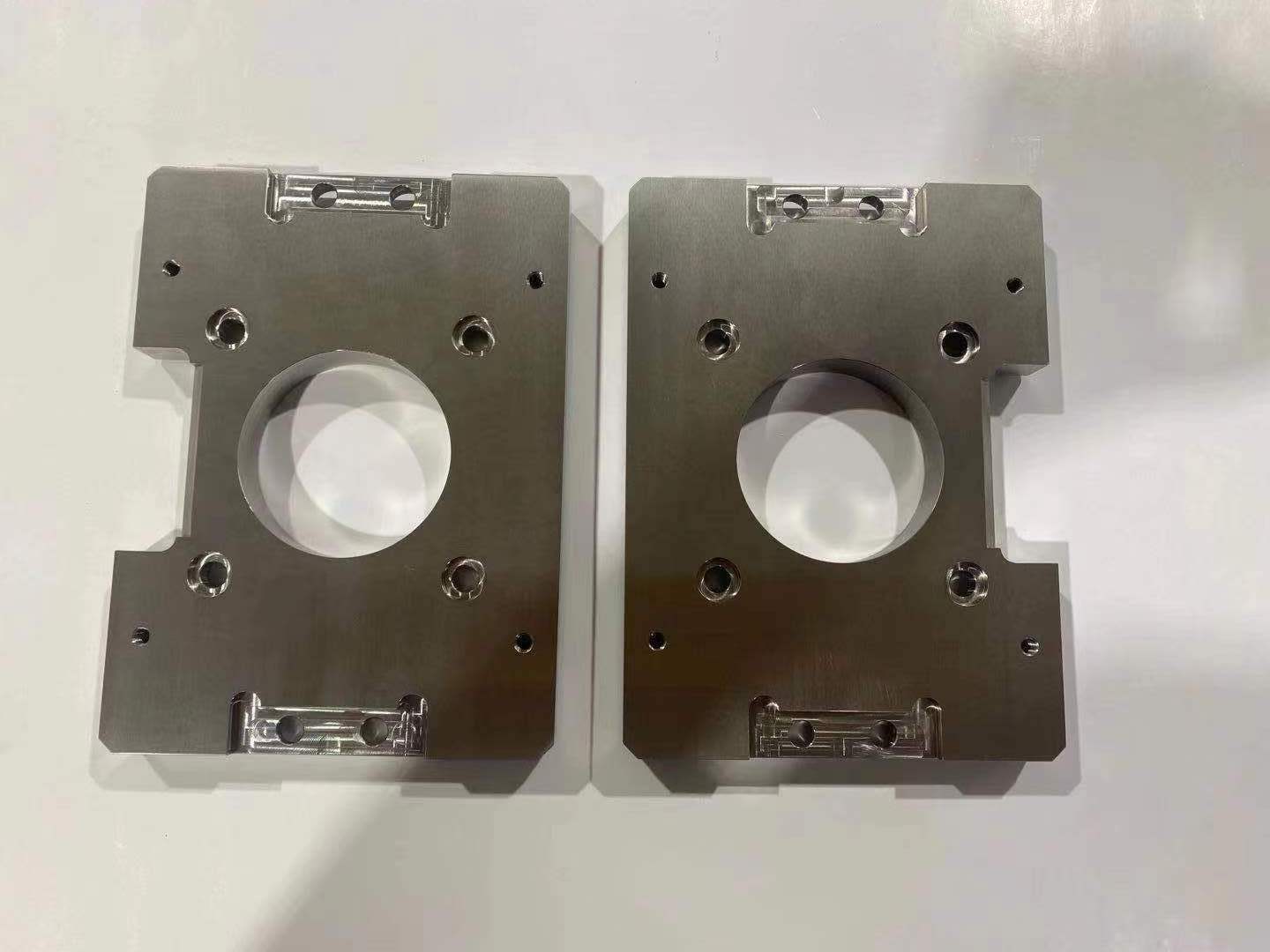 白鋼製品