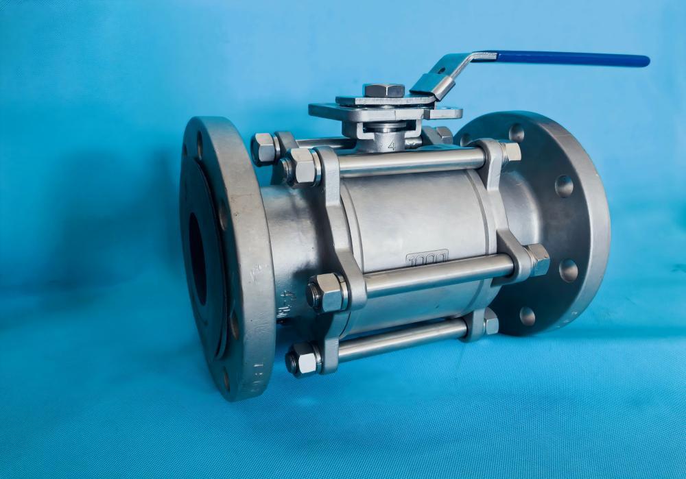Three-piece 150LB flanged ball valve