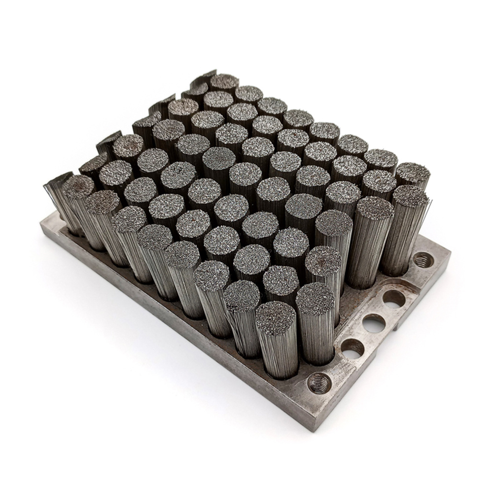 block brushes and pencil type brushes for pipeline inspection