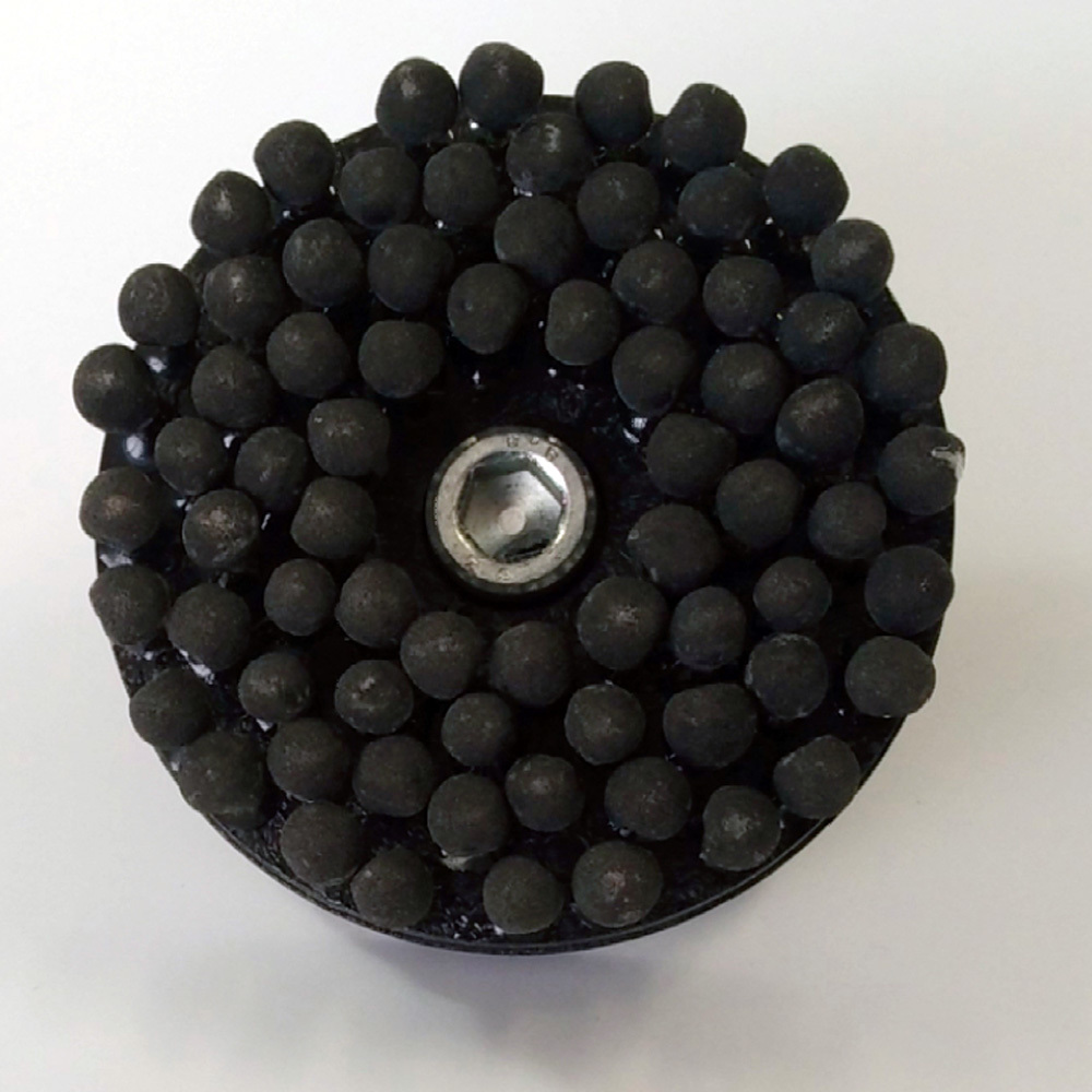 Flexible honing brush for rotors