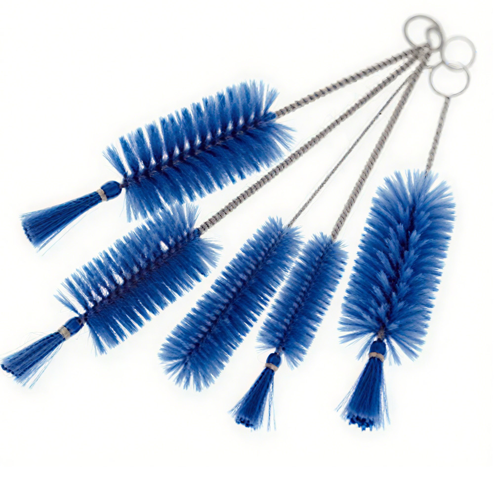 syringe cleaning brush