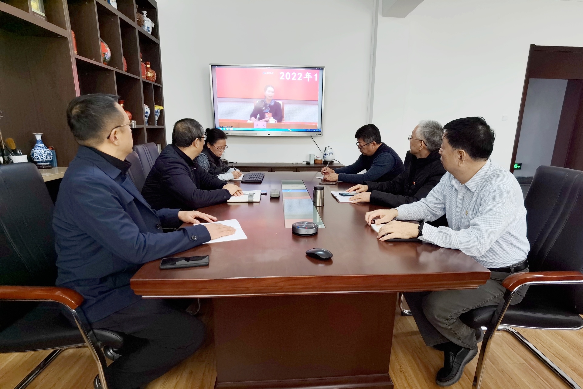 山东省电动车行业协会党支部组织收看“党代表解读二十大精神”专题讲座