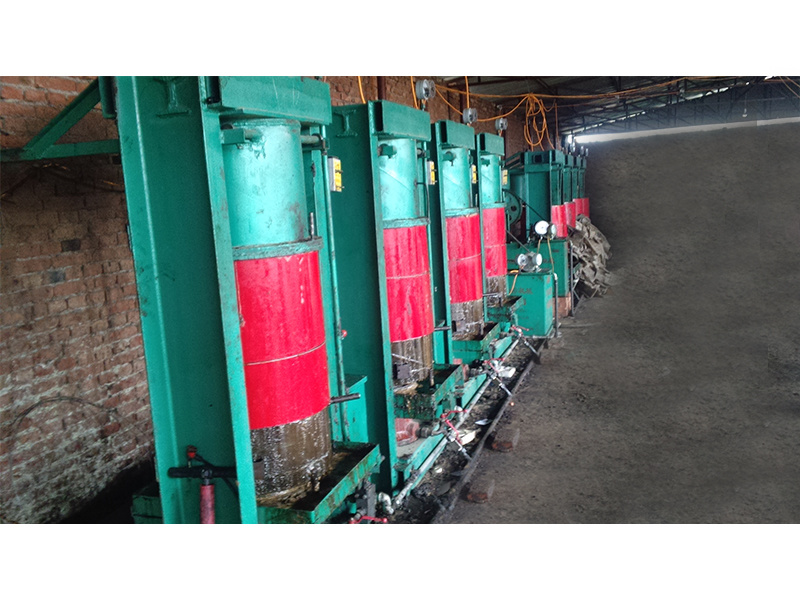 Hydraulic regeneration equipment