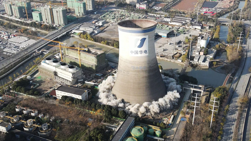 杭州半山電廠(chǎng)2號(hào)冷卻塔爆破