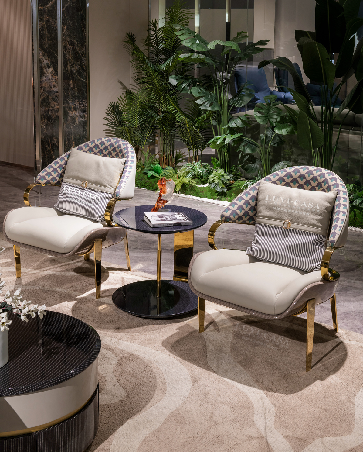 Lounge Chair T5