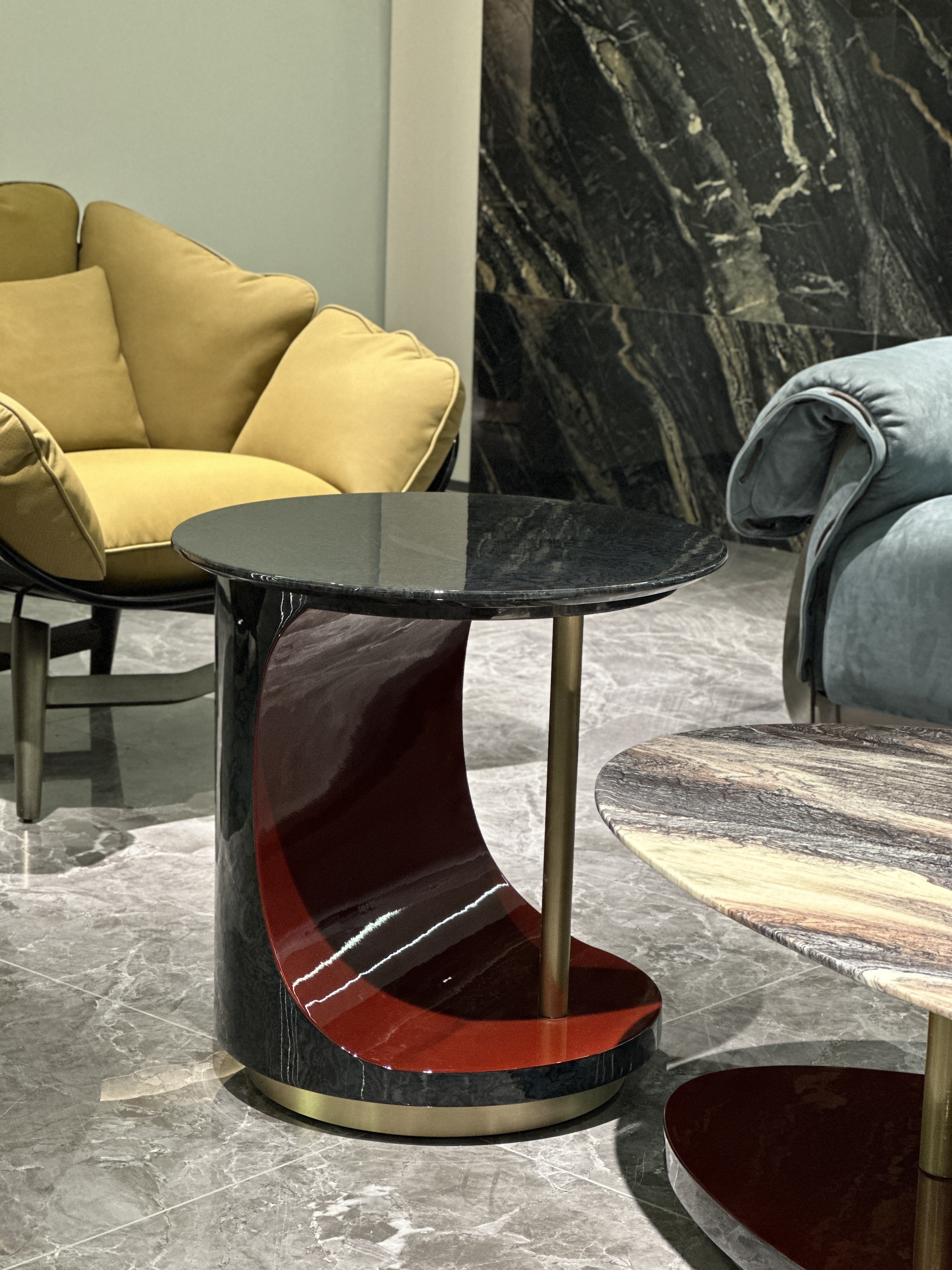 Coffee table B03