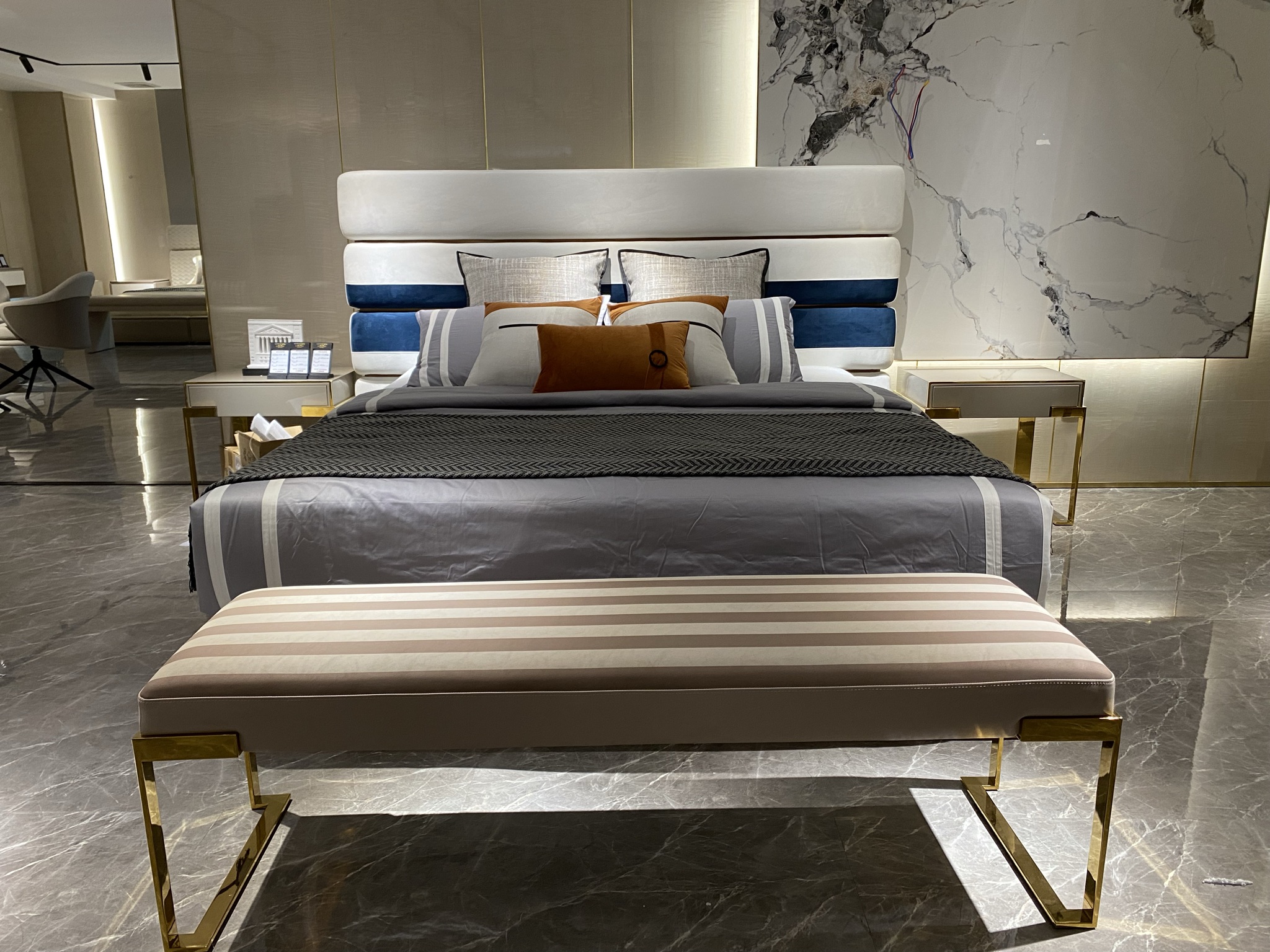 Master Bedroom Bed LY03