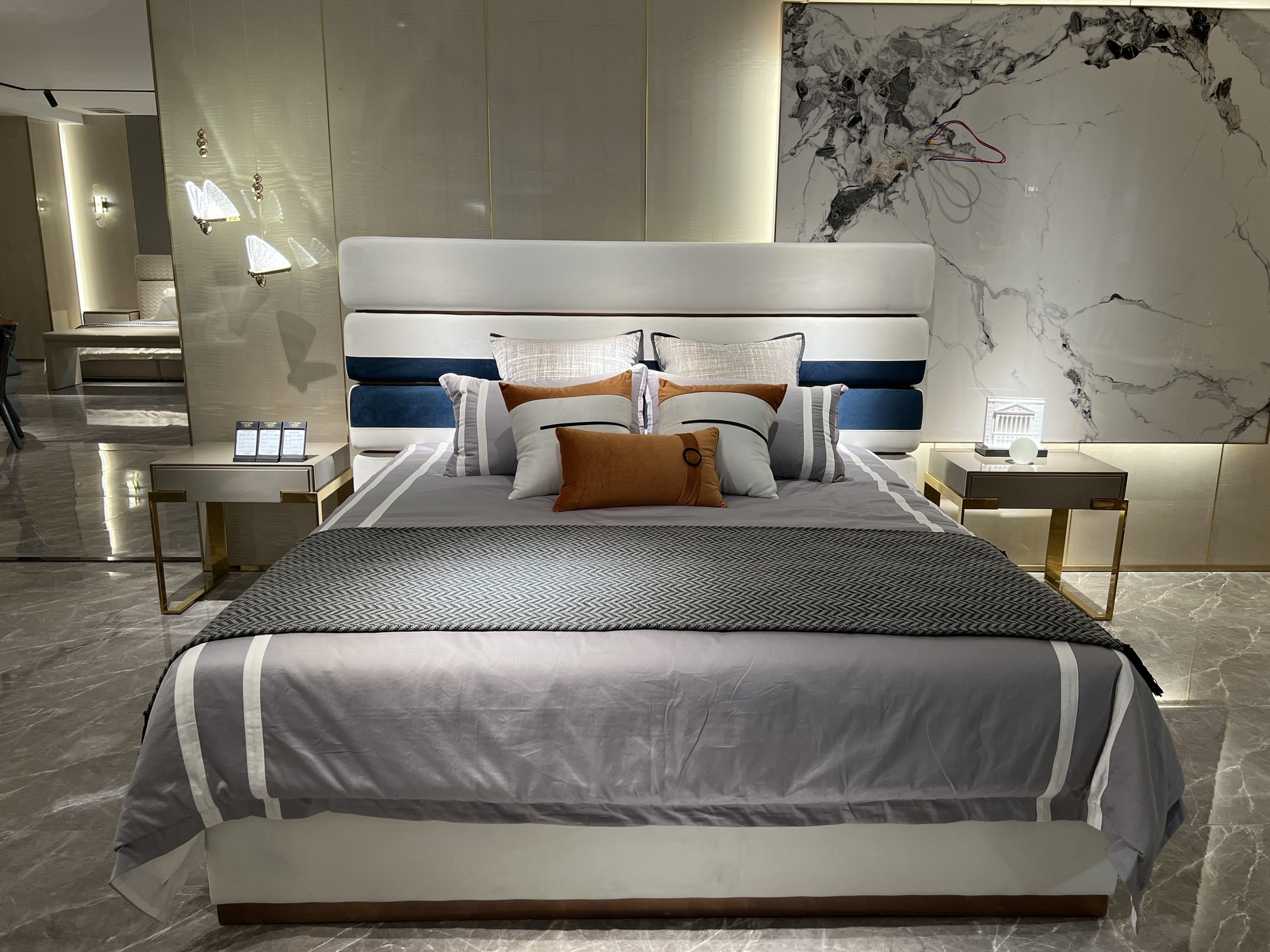 Master Bedroom Bed LY03
