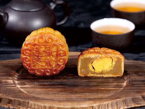 德輝月餅（蓮蓉蛋黃）