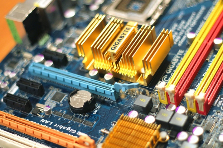 A semiconductor company: ultra-short lead time and stable supply support thin film deposition process