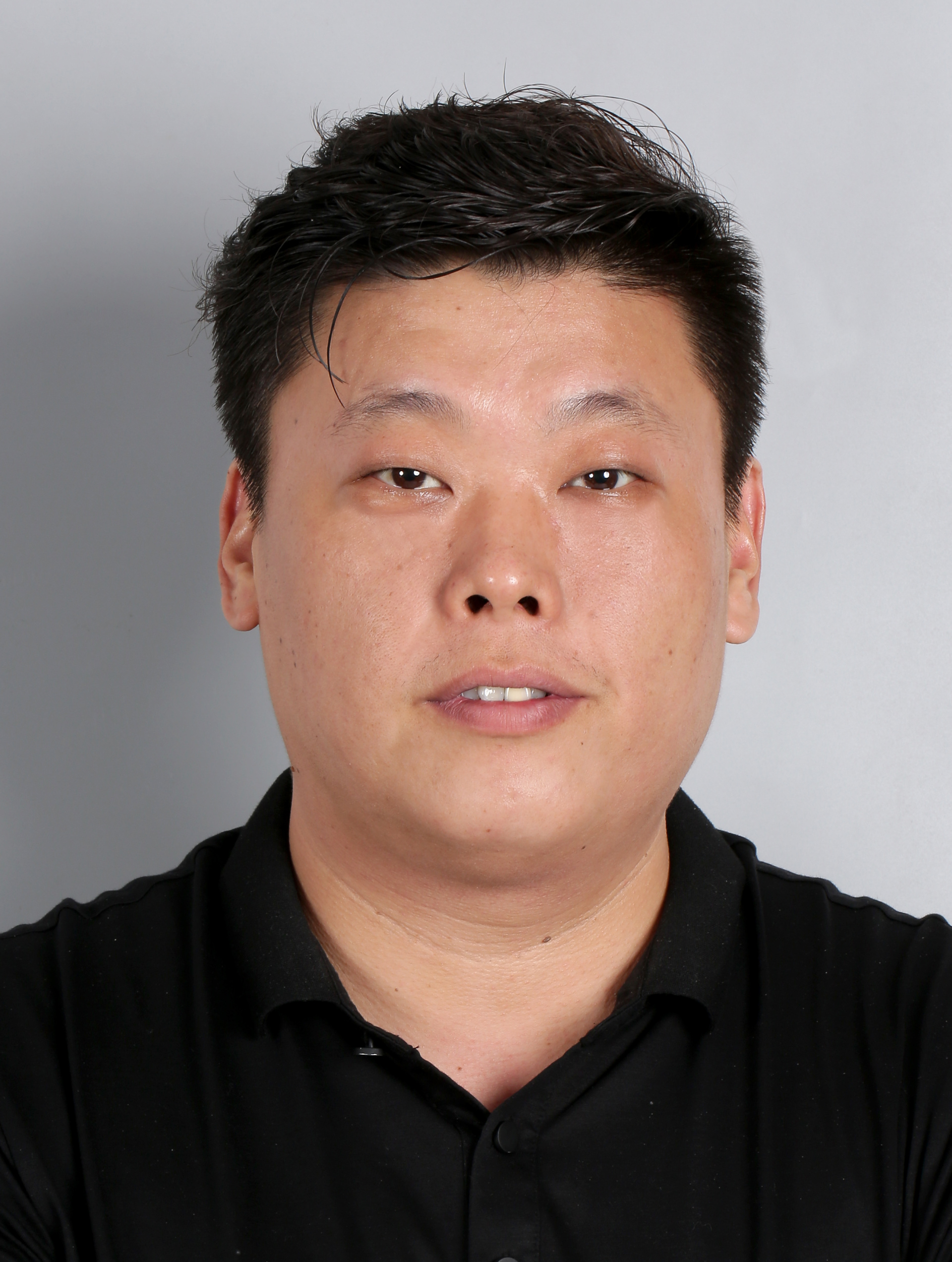 王健